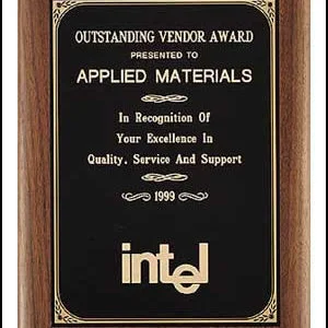 P2913 Black Brass Walnut Plaque